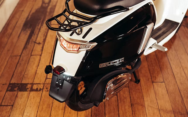 AJS Barletta 125 – Retro Style Meets Modern Performance