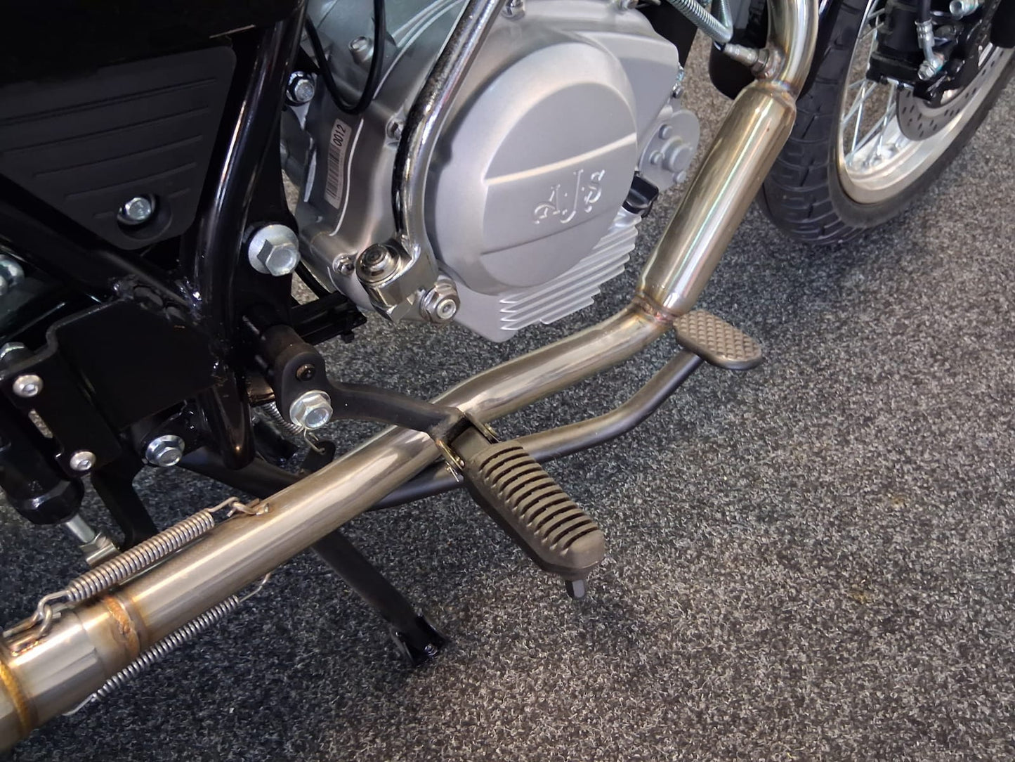 AJS Cadwell 125cc Café Racer | Learner Legal Motorcycle