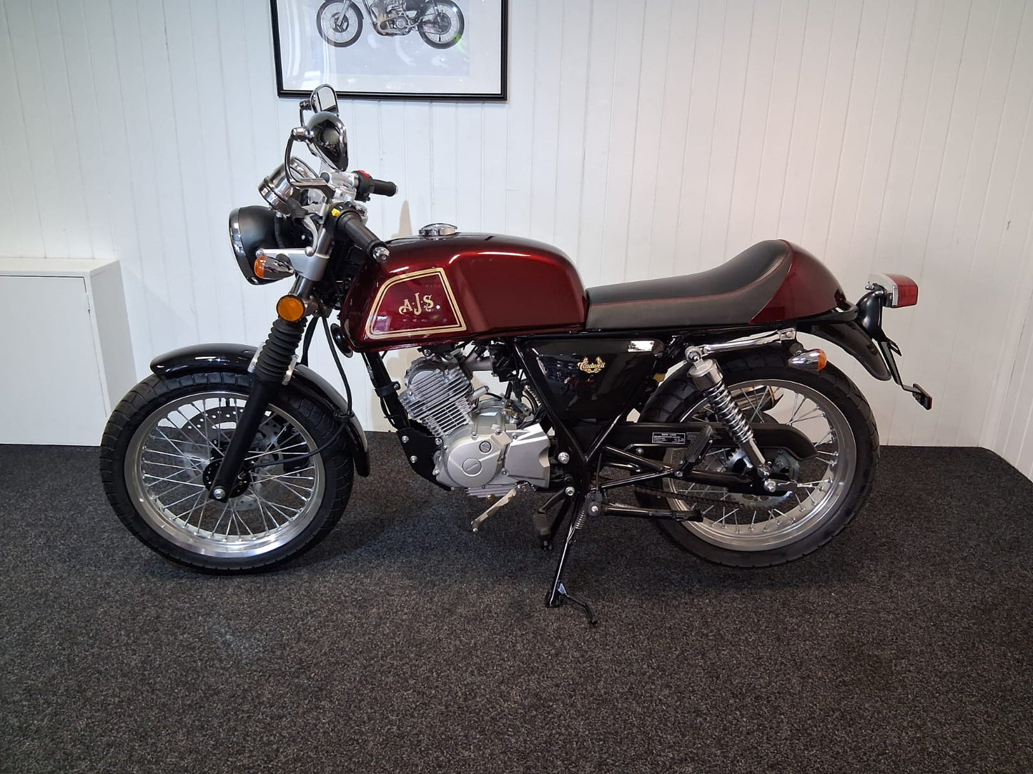 AJS Cadwell 125cc Café Racer | Learner Legal Motorcycle