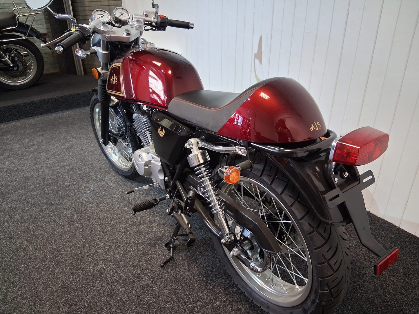 AJS Cadwell 125cc Café Racer | Learner Legal Motorcycle