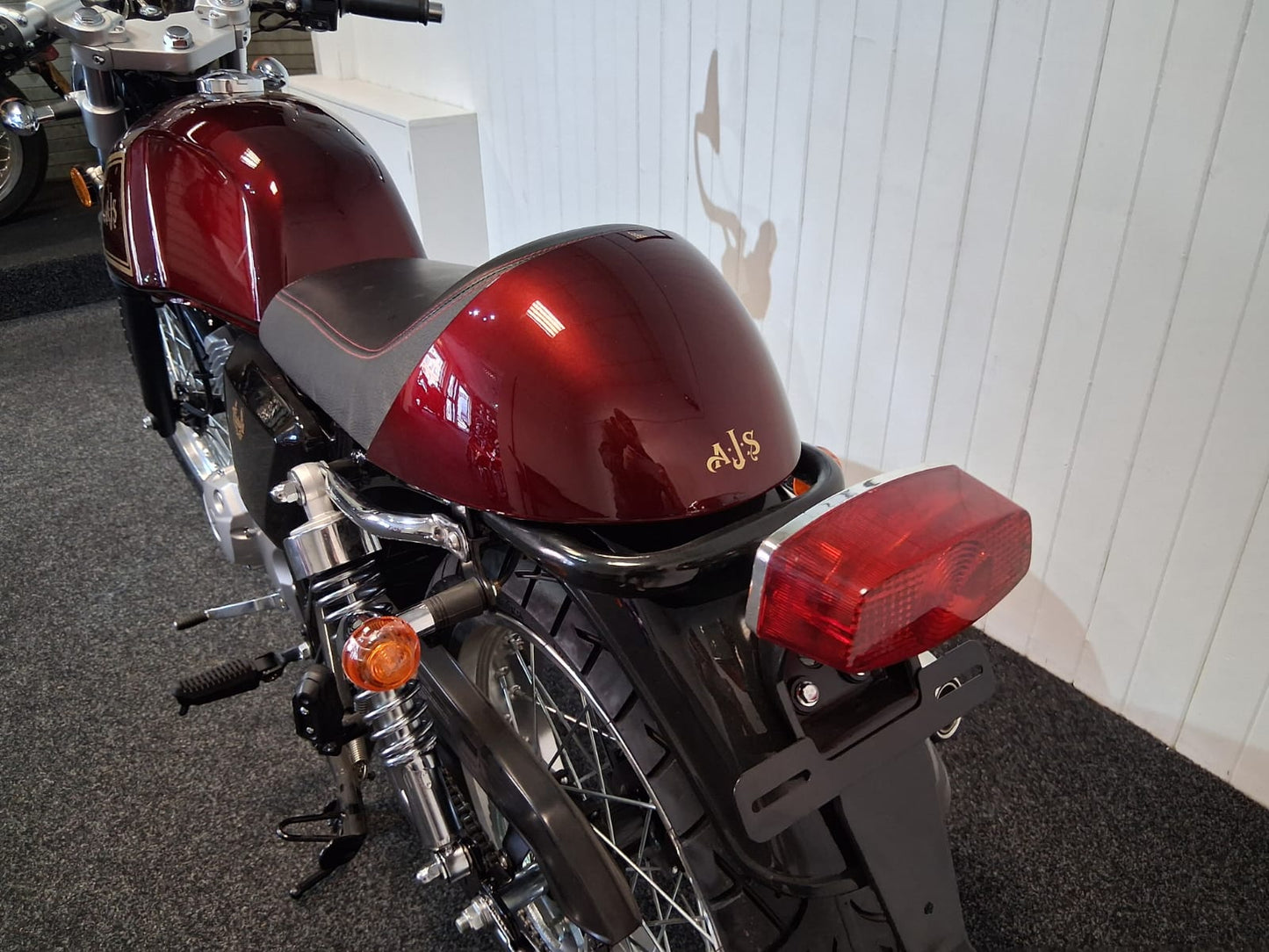 AJS Cadwell 125cc Café Racer | Learner Legal Motorcycle