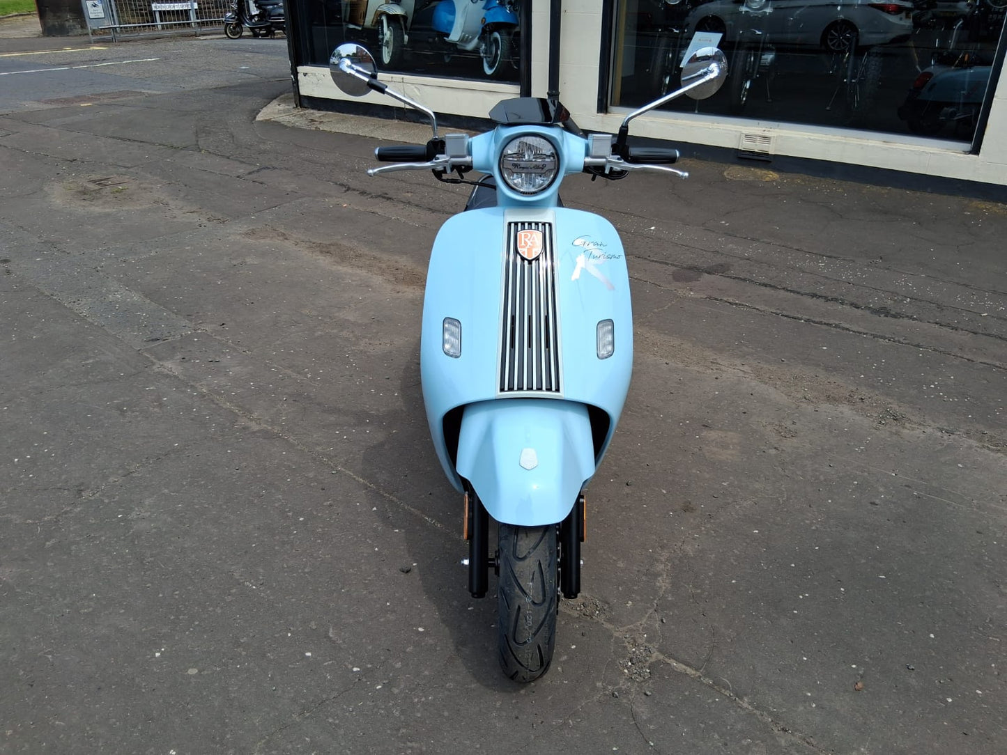 2025 ROYAL ALLOY GT2 125 ROUND LAMP