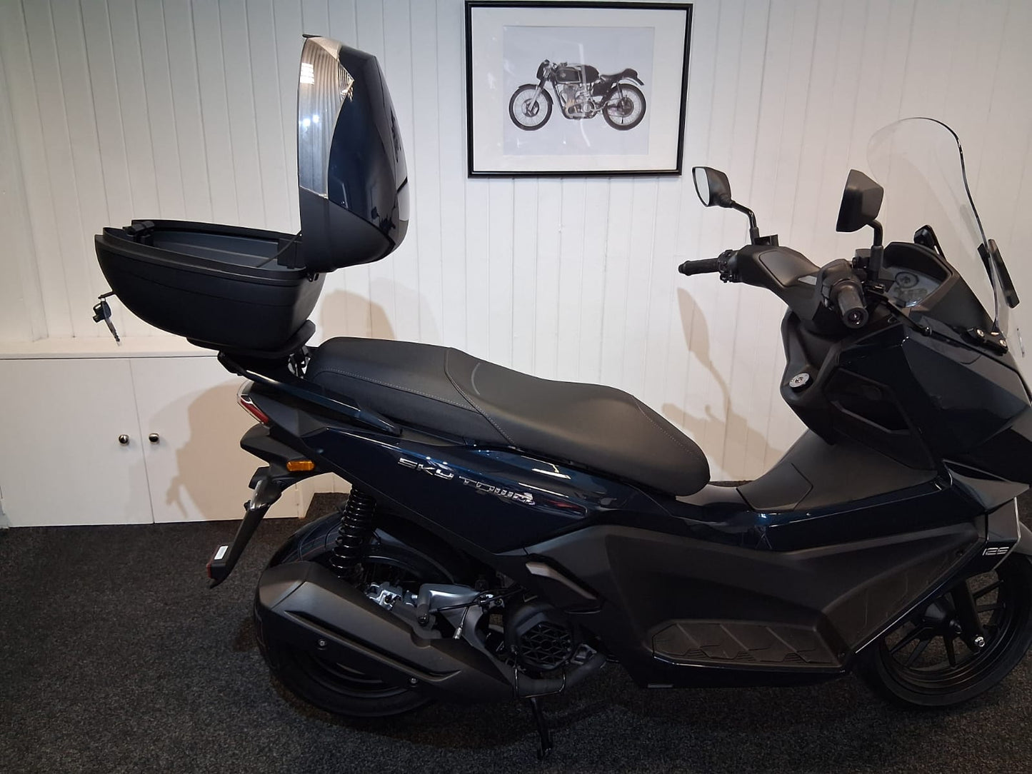 Kymco Sky Town 125 - Blue - £2854