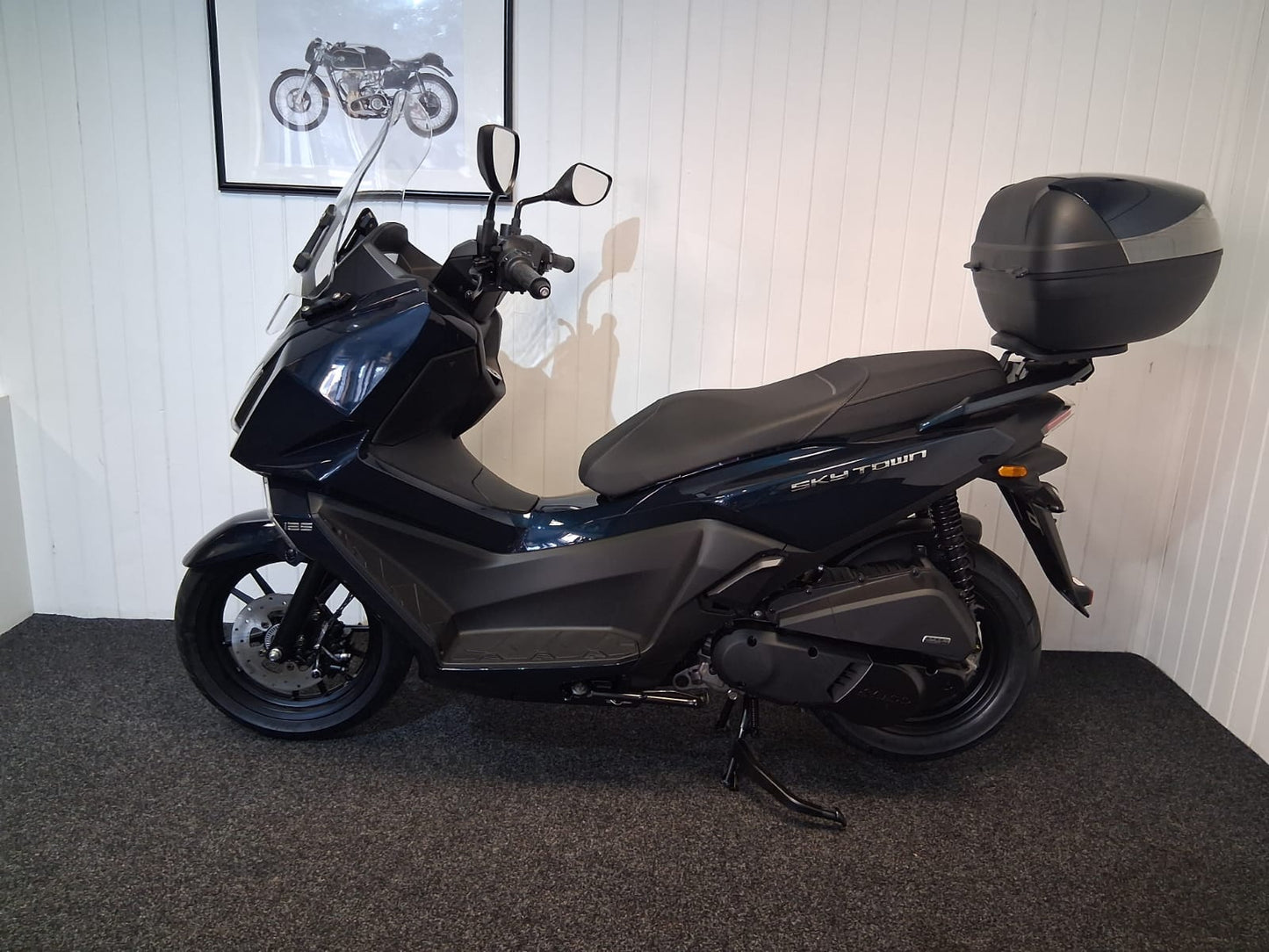 Kymco Sky Town 125 - Blue - £2854
