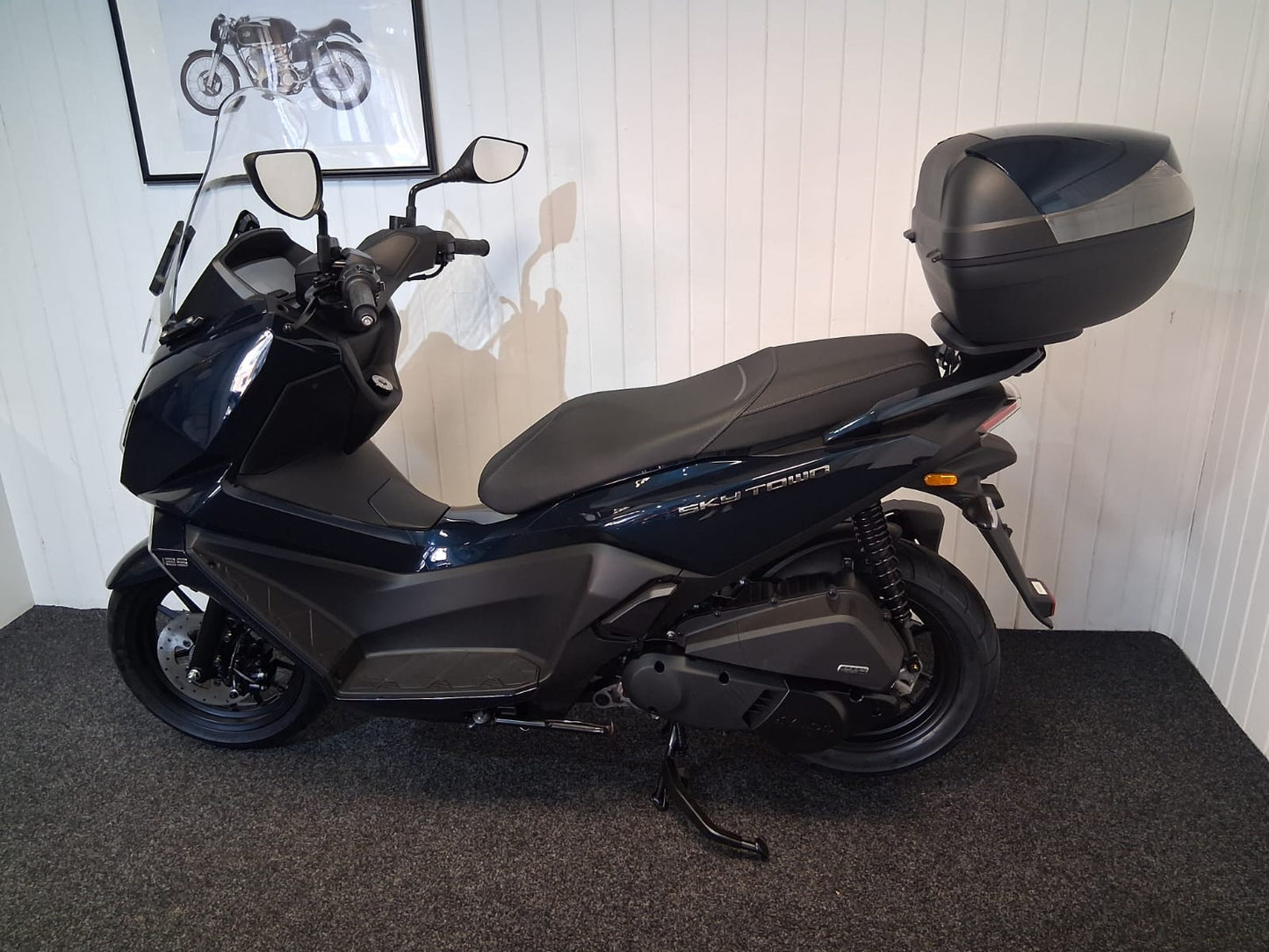 Kymco Sky Town 125 - Blue - £2854