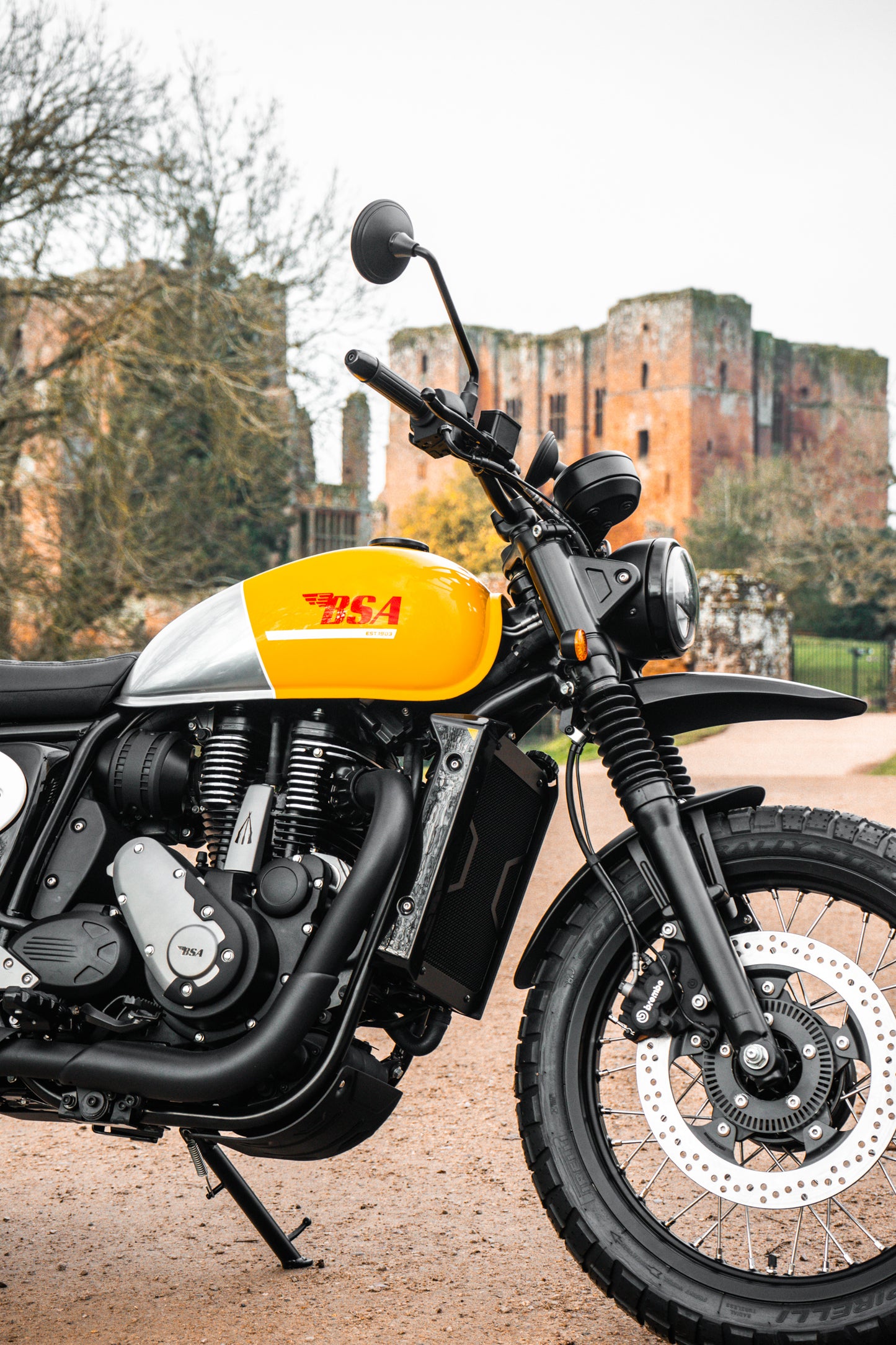 Pre-Order 2025 BSA B65 Scrambler in Yellow/Grey – Classic Style Meets Modern Adventure