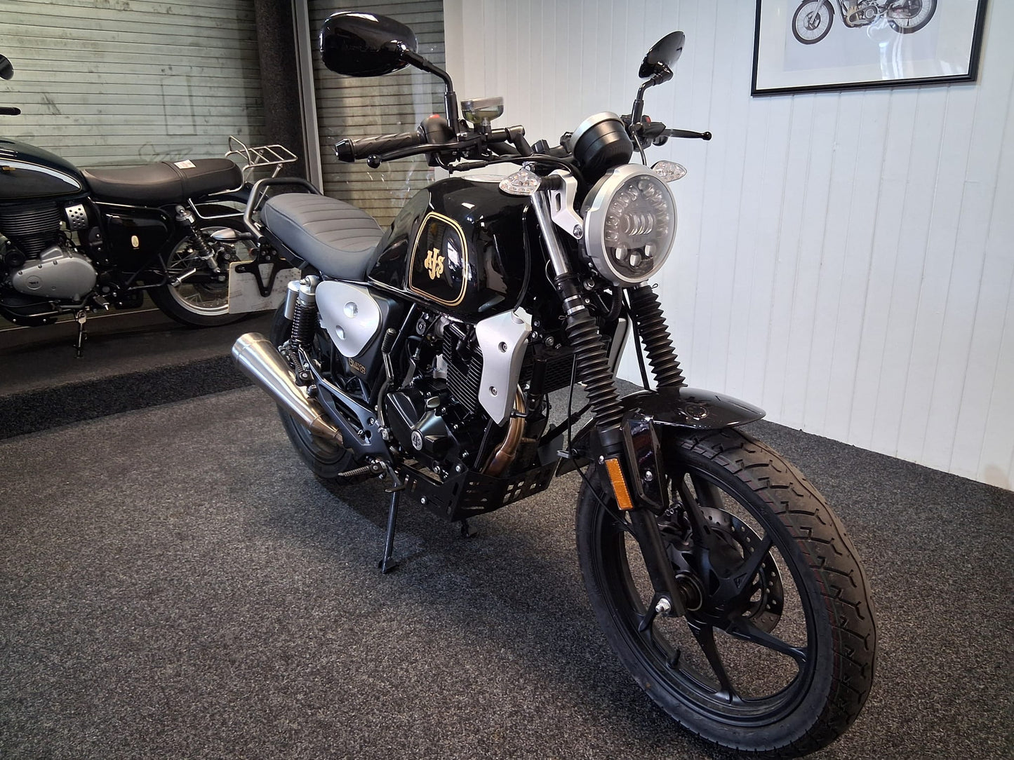 AJS Bilston 125cc | Learner Legal Motorcycle – Classic Style, Ideal for New Riders