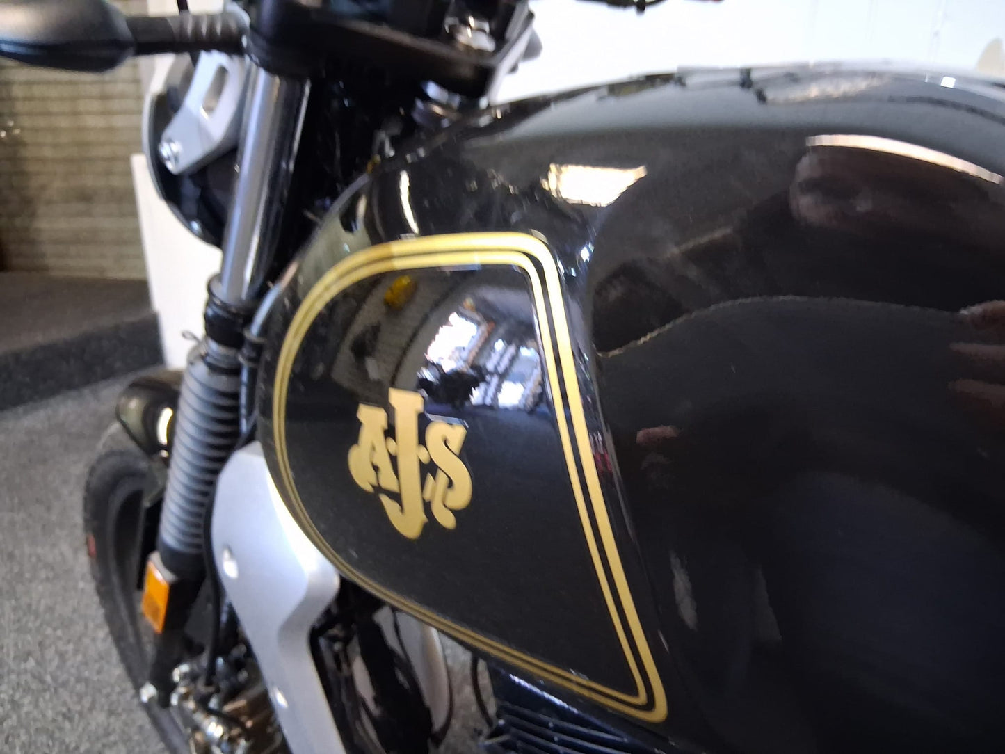 AJS Bilston 125cc | Learner Legal Motorcycle – Classic Style, Ideal for New Riders