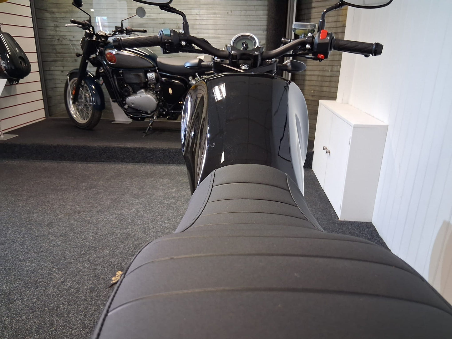 AJS Bilston 125cc | Learner Legal Motorcycle – Classic Style, Ideal for New Riders