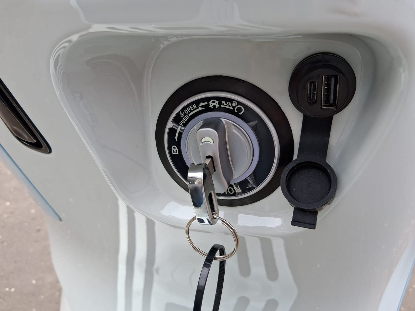 2025 ROYAL ALLOY GT2 125 ROUND LAMP