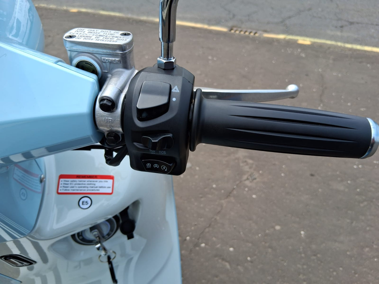 2025 ROYAL ALLOY GT2 125 ROUND LAMP