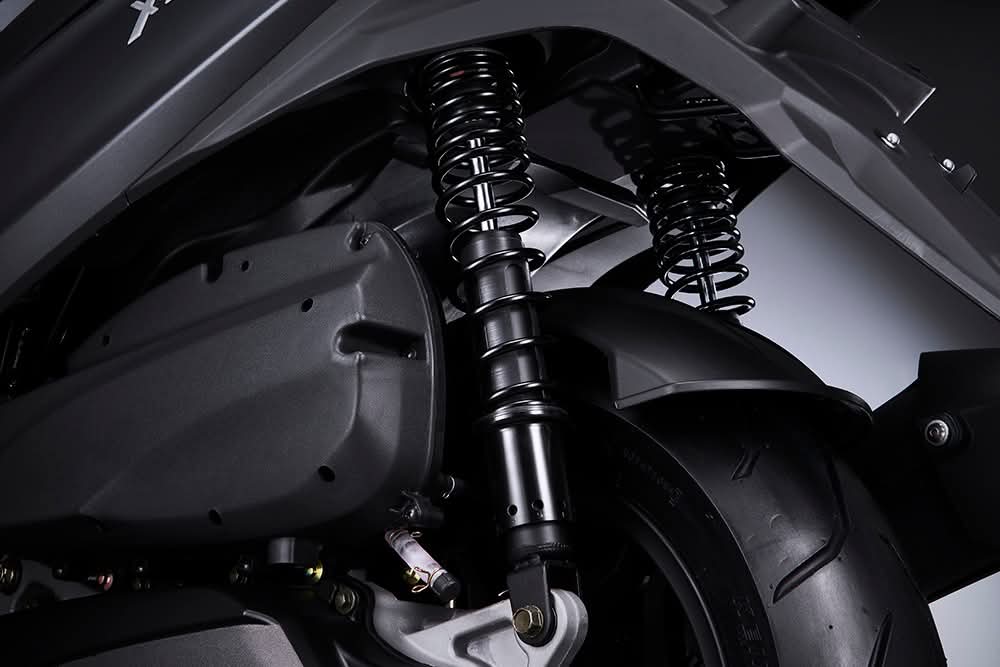 Kymco X-Town 125cc Maxi Scooter - Secure Yours Today - Silver - £3799 +OTR